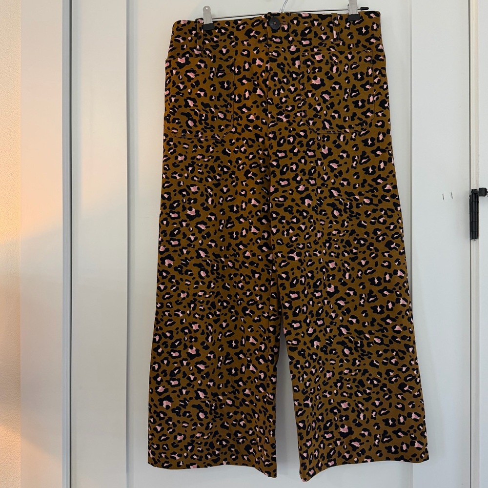 Maeve Colette Wide Leg Ponte Cropped Pant in Leopard Print